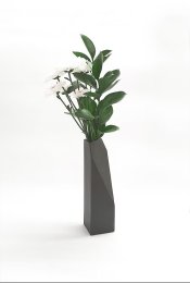 Yahalomis- Geometric Vase