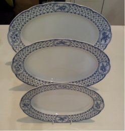 Thun Blue Rose Large Oval Platter