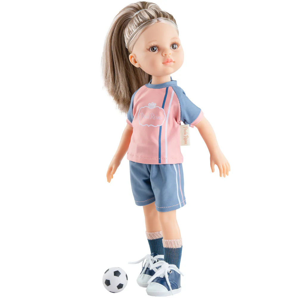 PAOLA REINA - Monica Doll soccer player